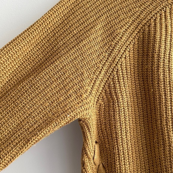 Pink Rose Gold Cable Knit Sweater, Crewneck Sweater, Size Medium - Picture 8 of 16